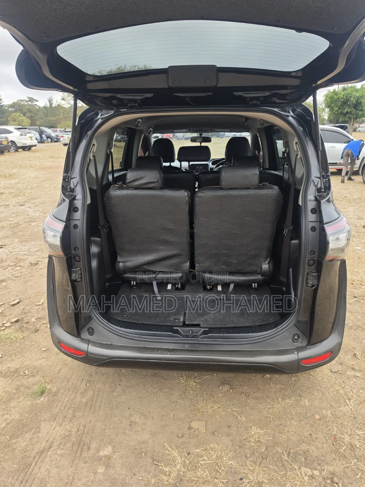 Toyota Sienta 2016 Black