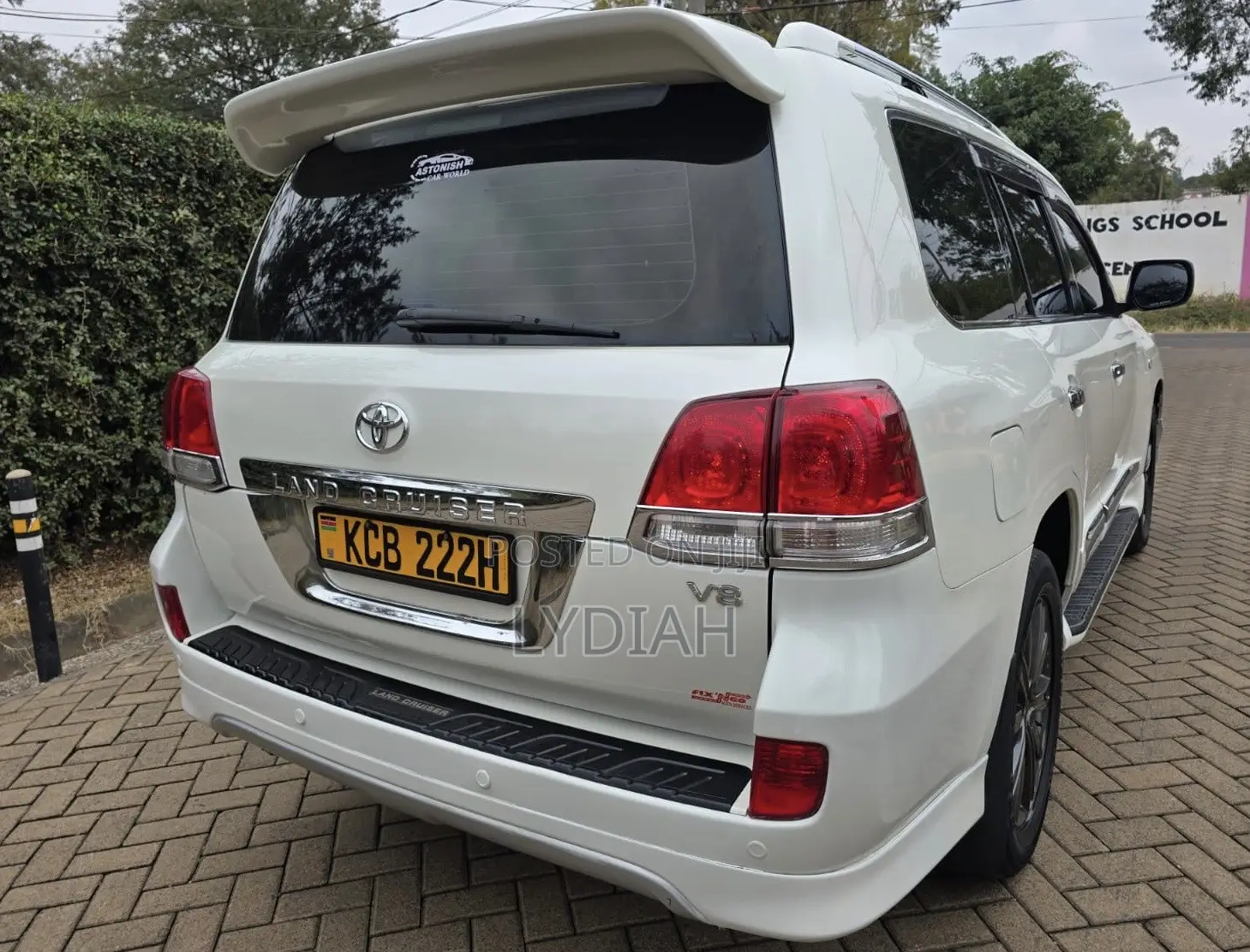 Toyota Land Cruiser 2008 White