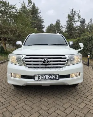 Toyota Land Cruiser 2008 White