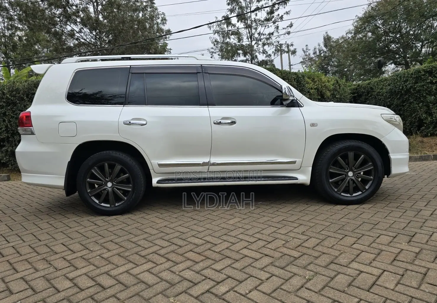 Toyota Land Cruiser 2008 White