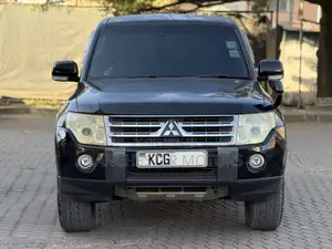 Mitsubishi Pajero 3.2 Di-D 2008 Black