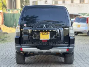 Mitsubishi Pajero 3.2 Di-D 2008 Black