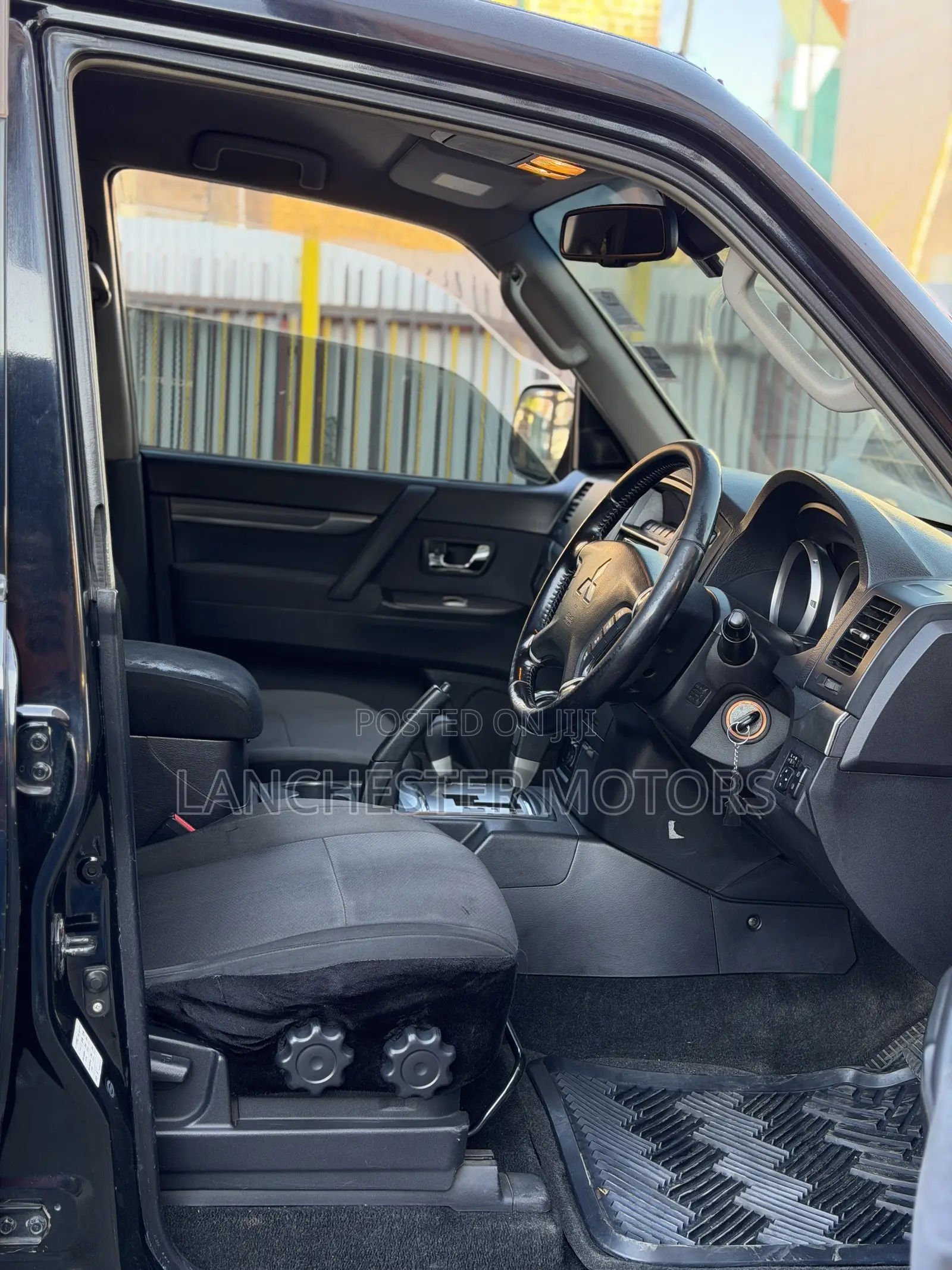Mitsubishi Pajero 3.2 Di-D 2008 Black