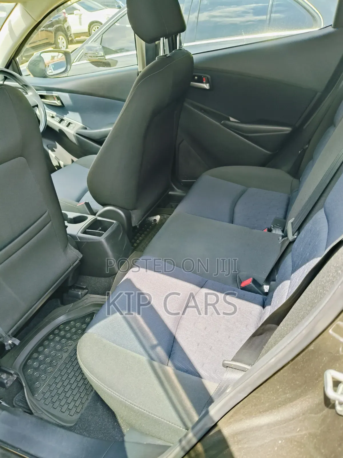 Mazda Demio 2016 Ivory