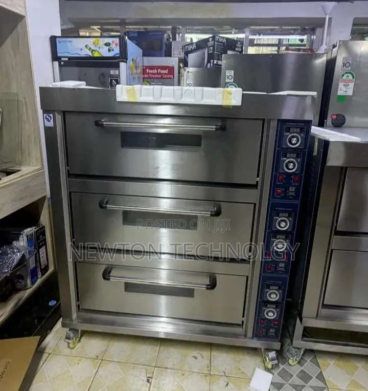 Euromax Deck Oven 3 Deck 6 Trays Comes With Free Trays