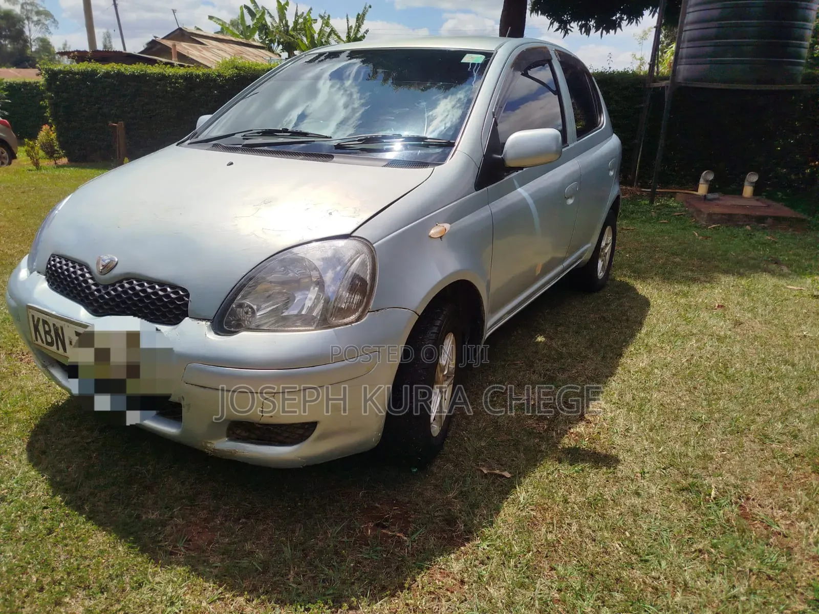 Toyota Vitz 2004 Blue