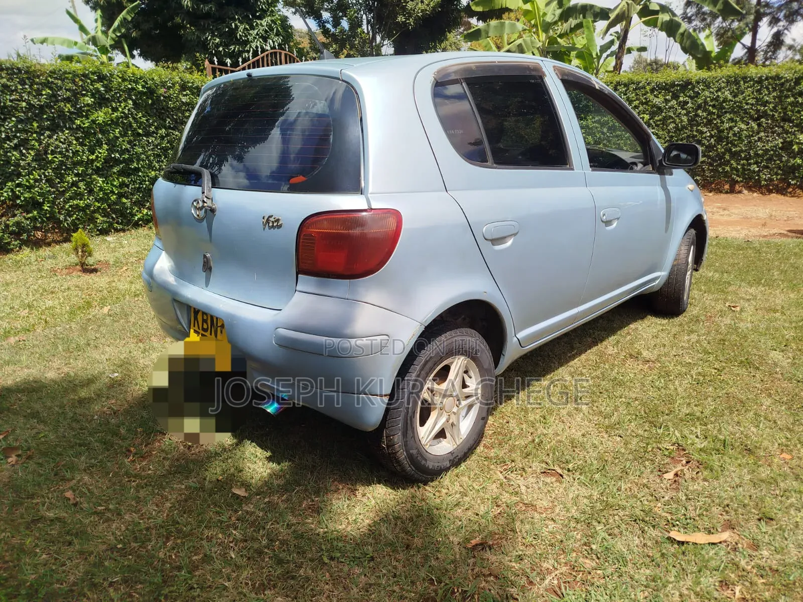 Toyota Vitz 2004 Blue