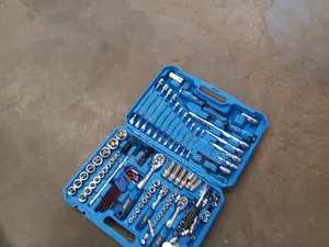 Automotive 121 Piece's Tool Box