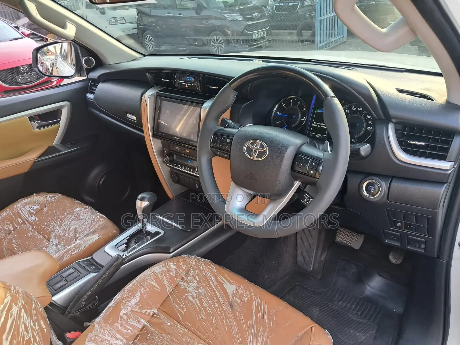 Toyota Fortuner 2019 White