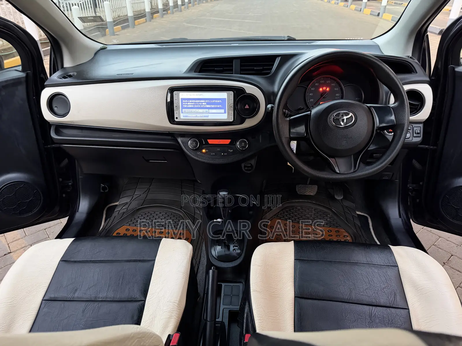 Toyota Vitz 2013 Burgundy