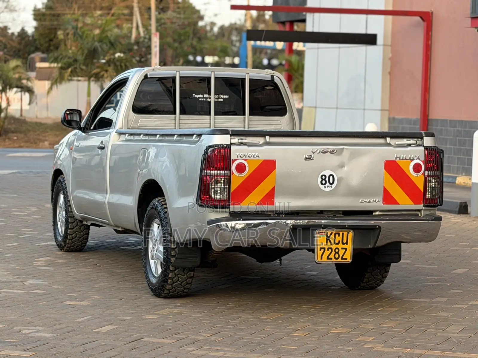 Toyota Hilux 2012 Silver
