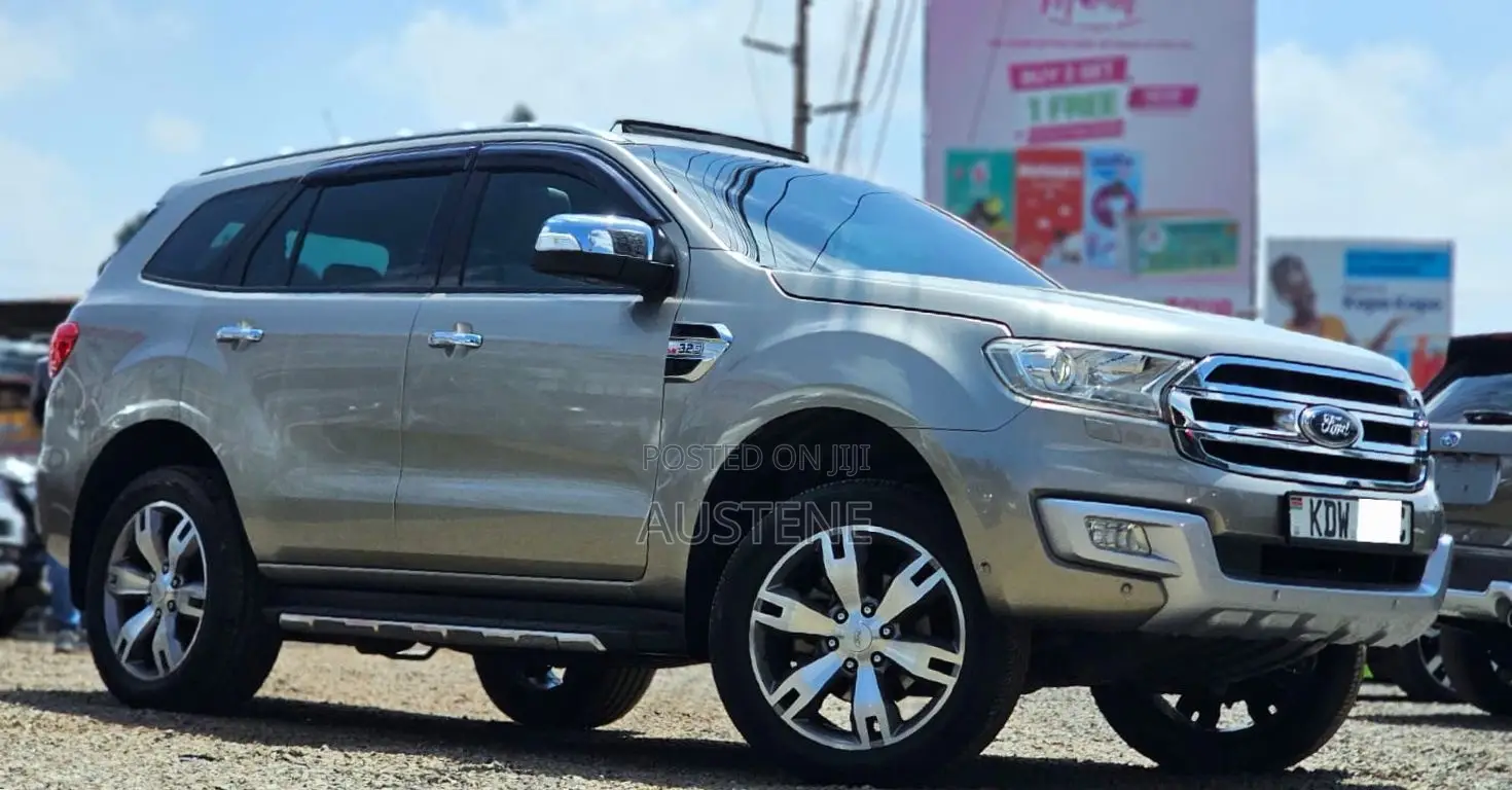 Ford Everest 2017 Silver