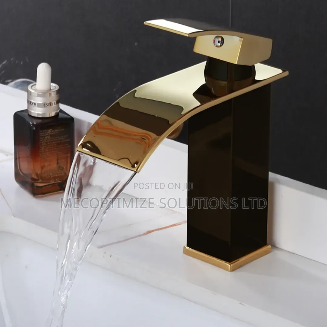 Modern Luxury Stainless Steel Sink Basin Faucet Hot and Cold Mixer