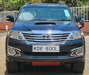 Toyota Fortuner 3.0 D AWD 2014 Black