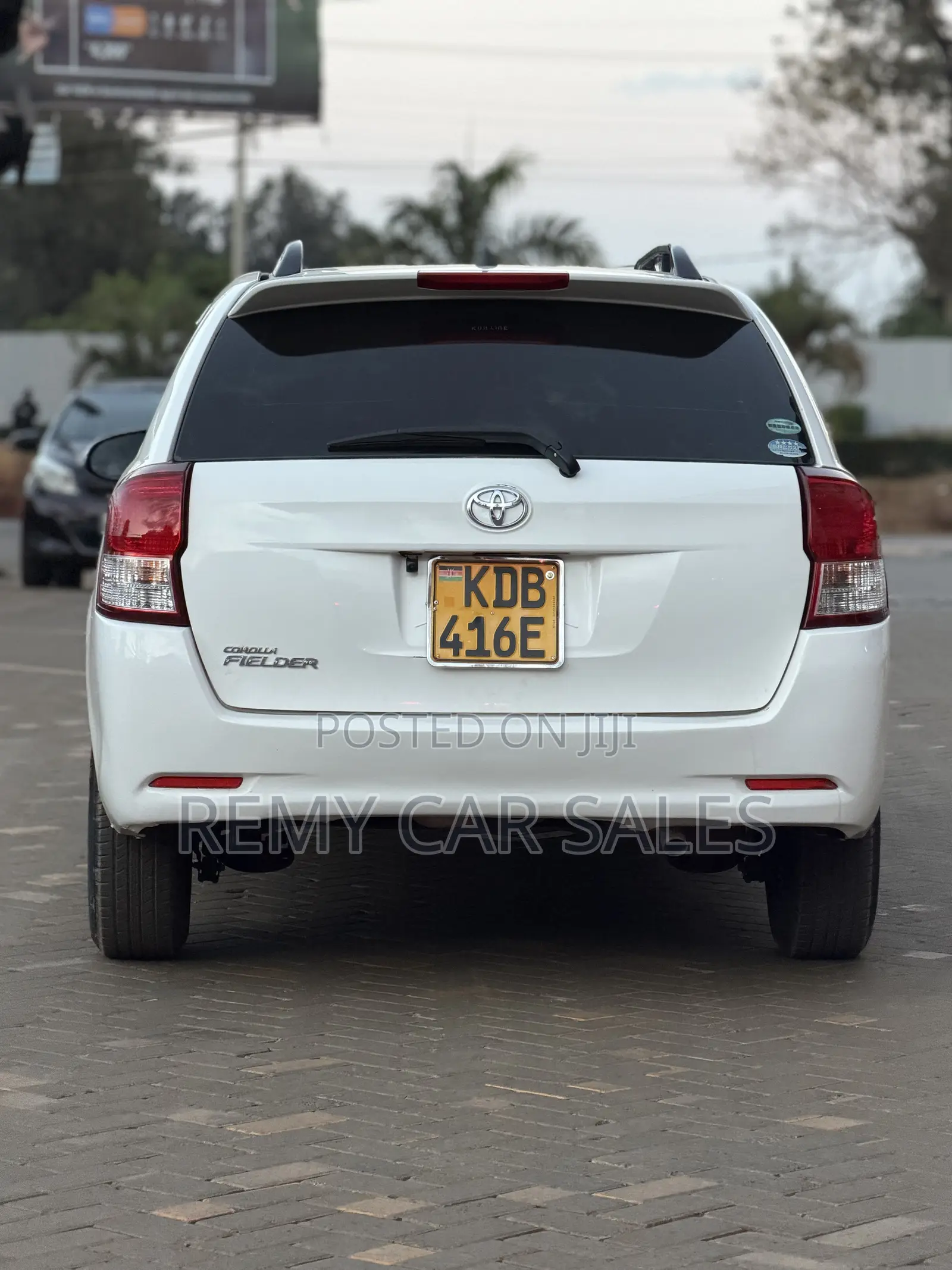 Toyota Corolla Fielder 2013 White