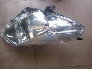 Head/Frontlamp/Headlight Toyota Vitz 2012,2013,jewela Non Xenon Depo