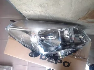 Head/Frontlamp/Headlight Toyota Vitz 2012,2013,jewela Non Xenon Depo