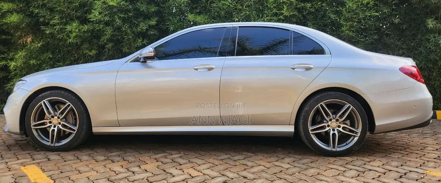 Mercedes-Benz E200 2017 Silver