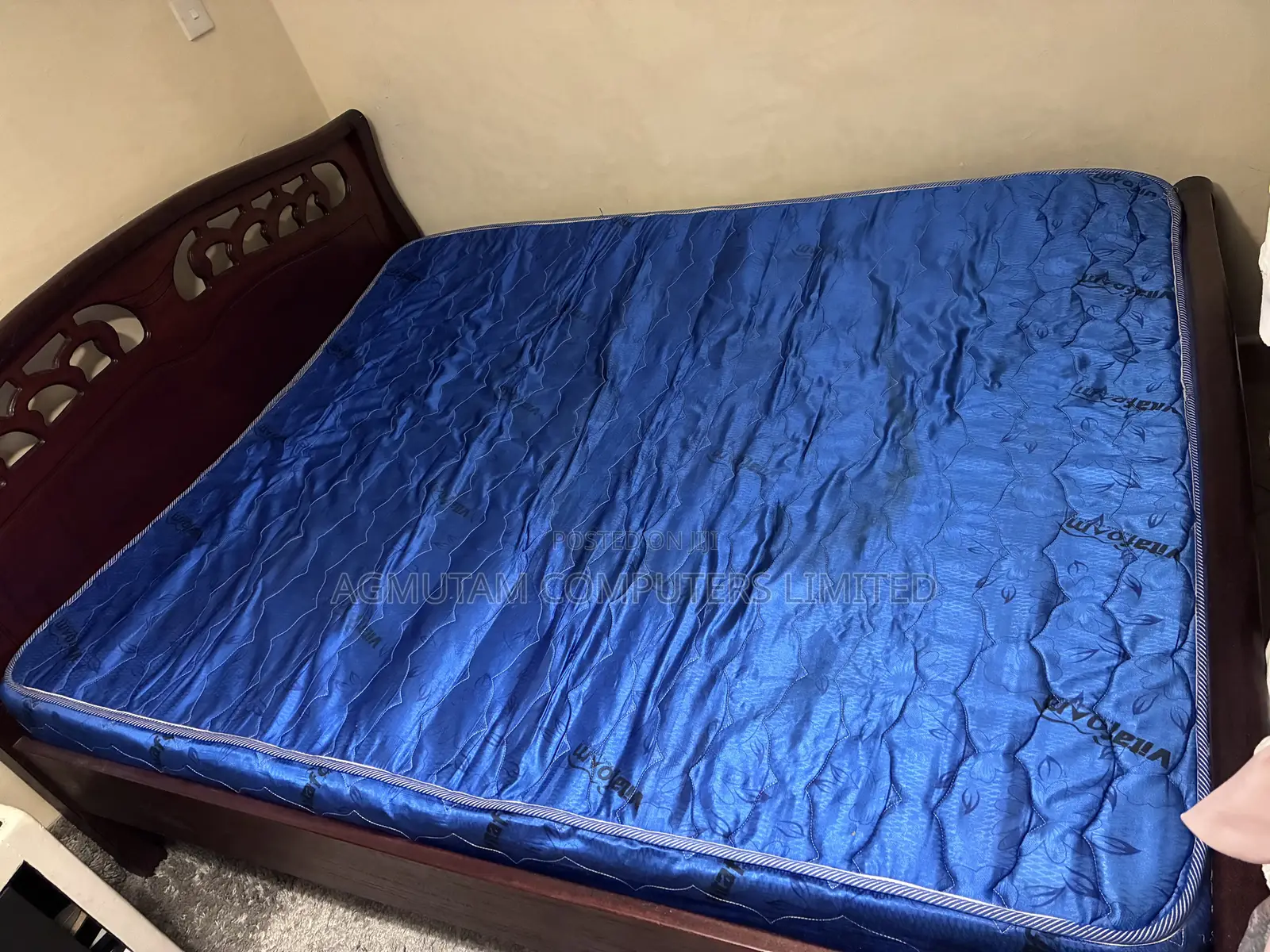 Mahogany 🛏 Bed 5*6