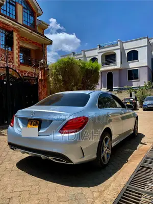 Mercedes-Benz E200 2016 Silver