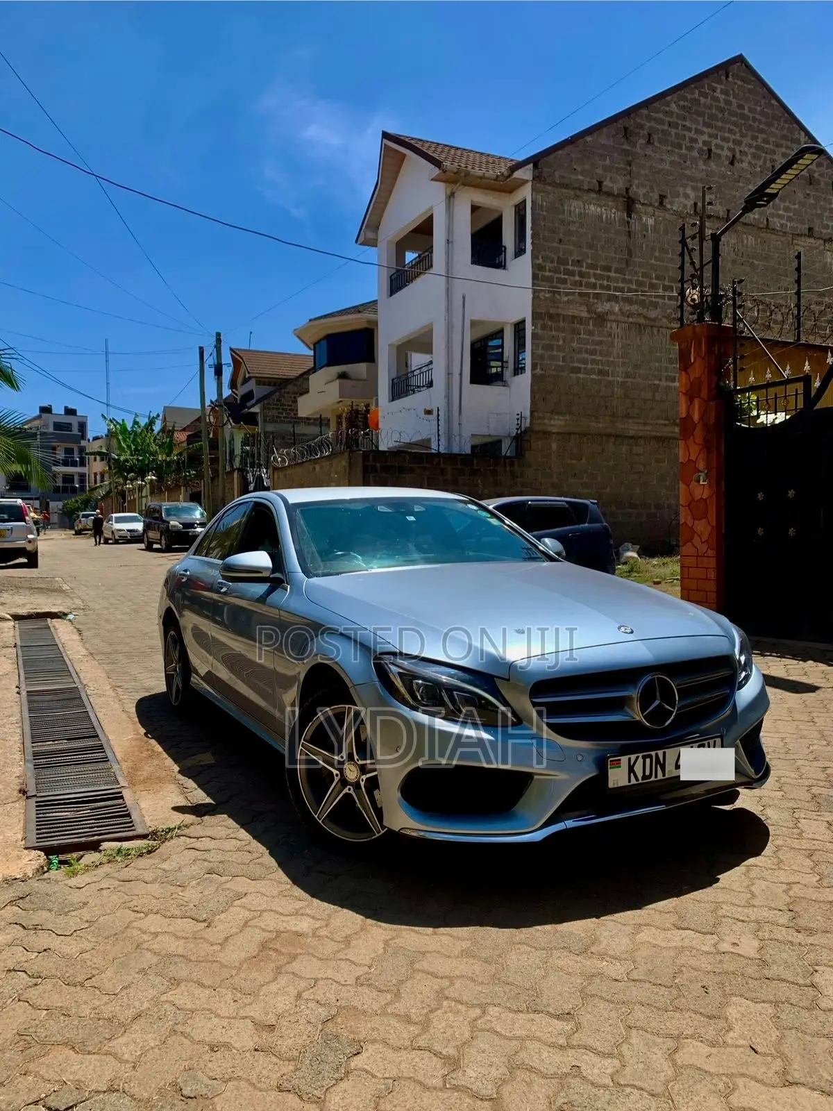 Mercedes-Benz E200 2016 Silver
