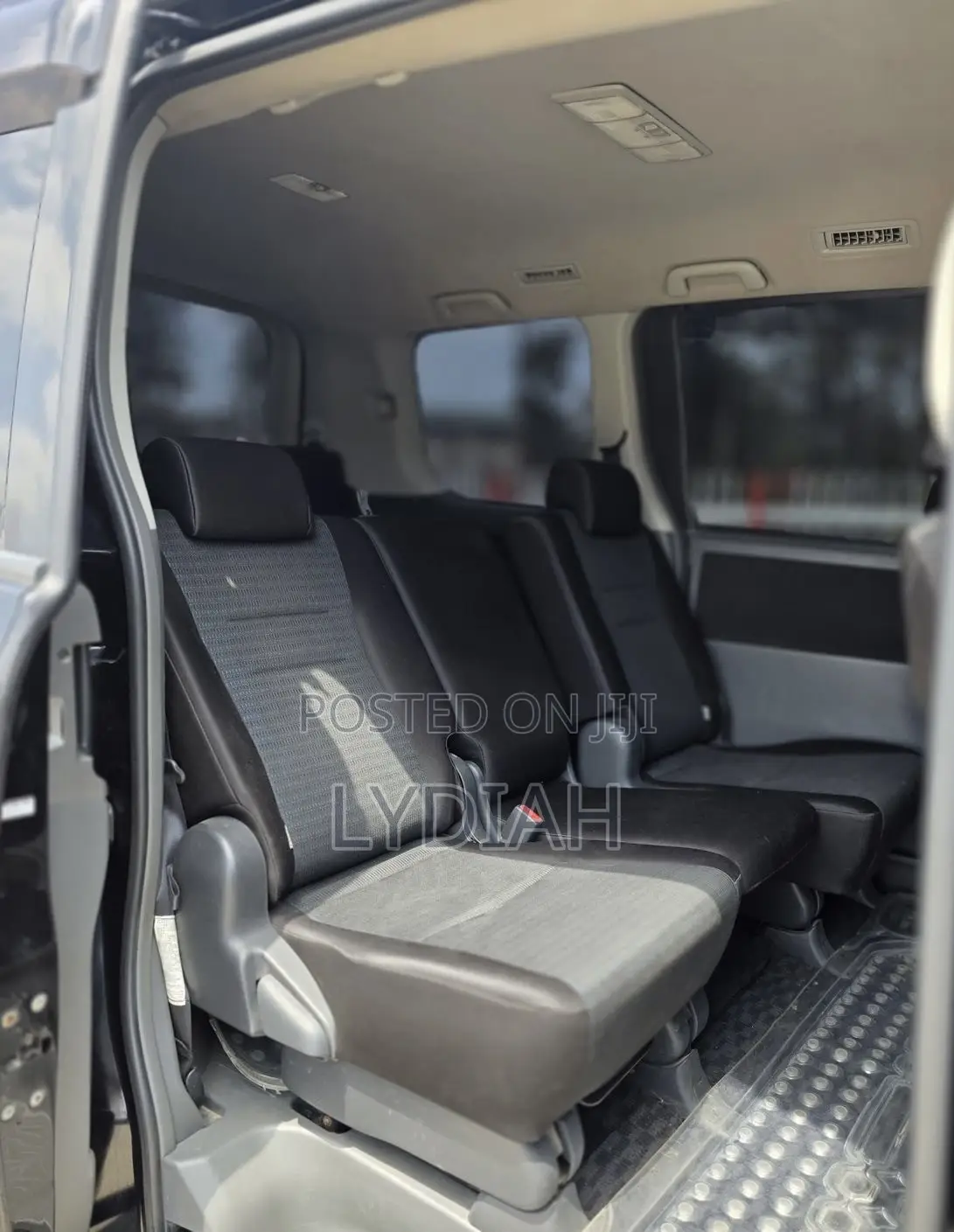 Toyota Voxy 2012 Black