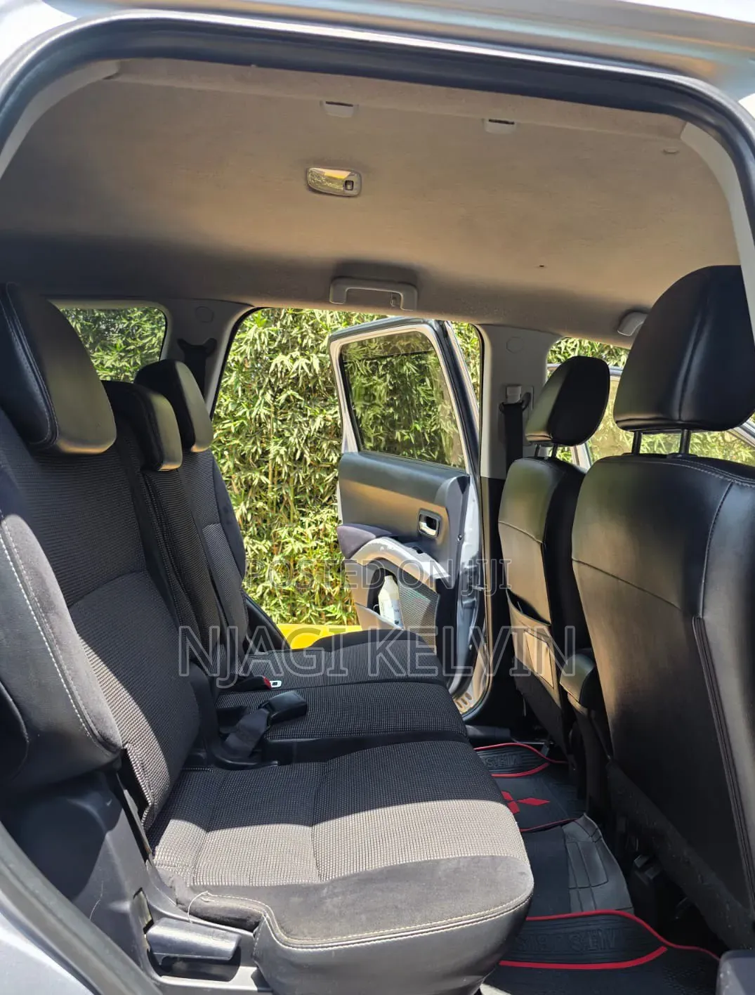 Mitsubishi Outlander 2010 Silver