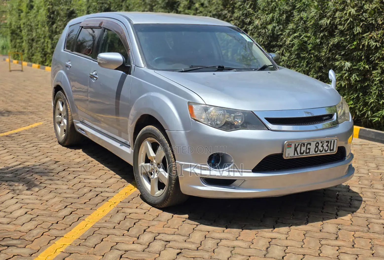 Mitsubishi Outlander 2010 Silver