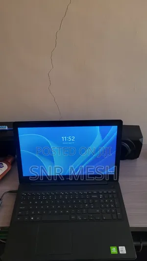 Laptop Dell Inspiron 15 3593 8GB Intel Core i7 HDD+SSD 1T
