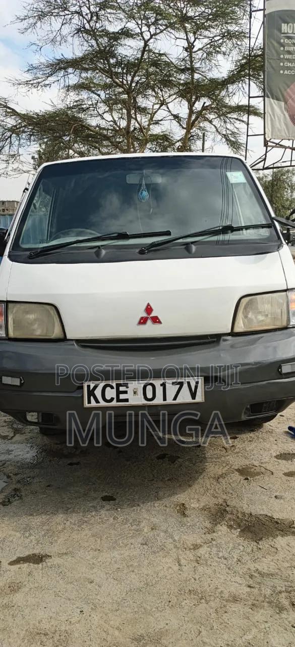 Mazda Bongo 2008 White - thumbnail 2