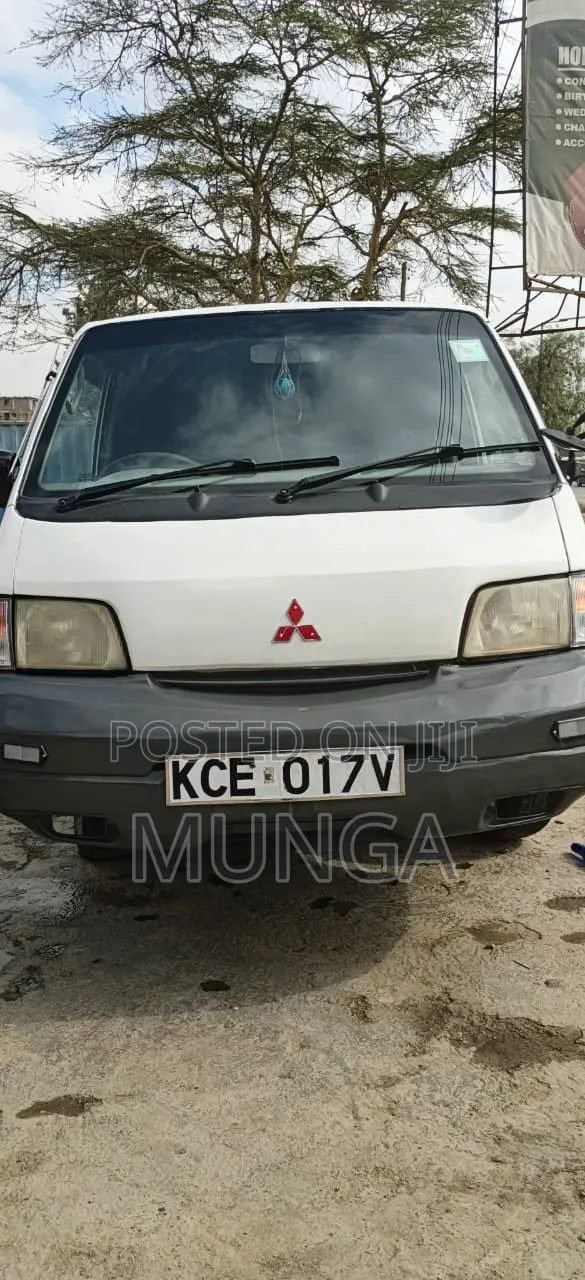 Mazda Bongo 2008 White