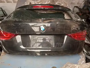 BMW X1 Boot