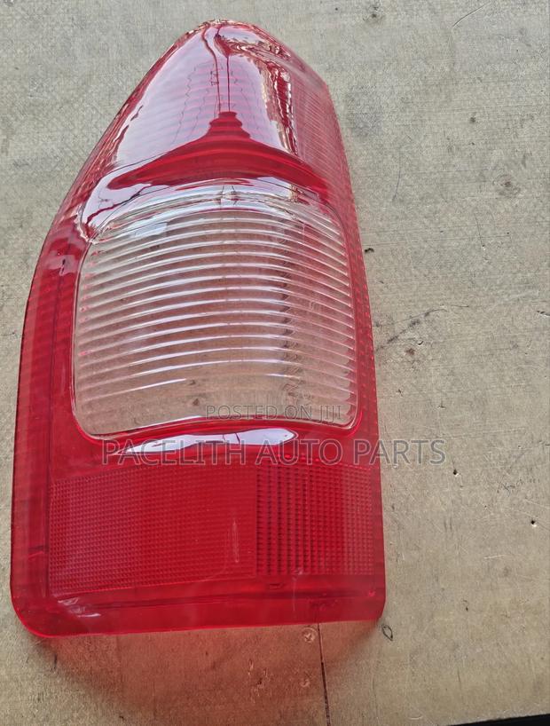 Tail Lens Isuzu Dmax 2002