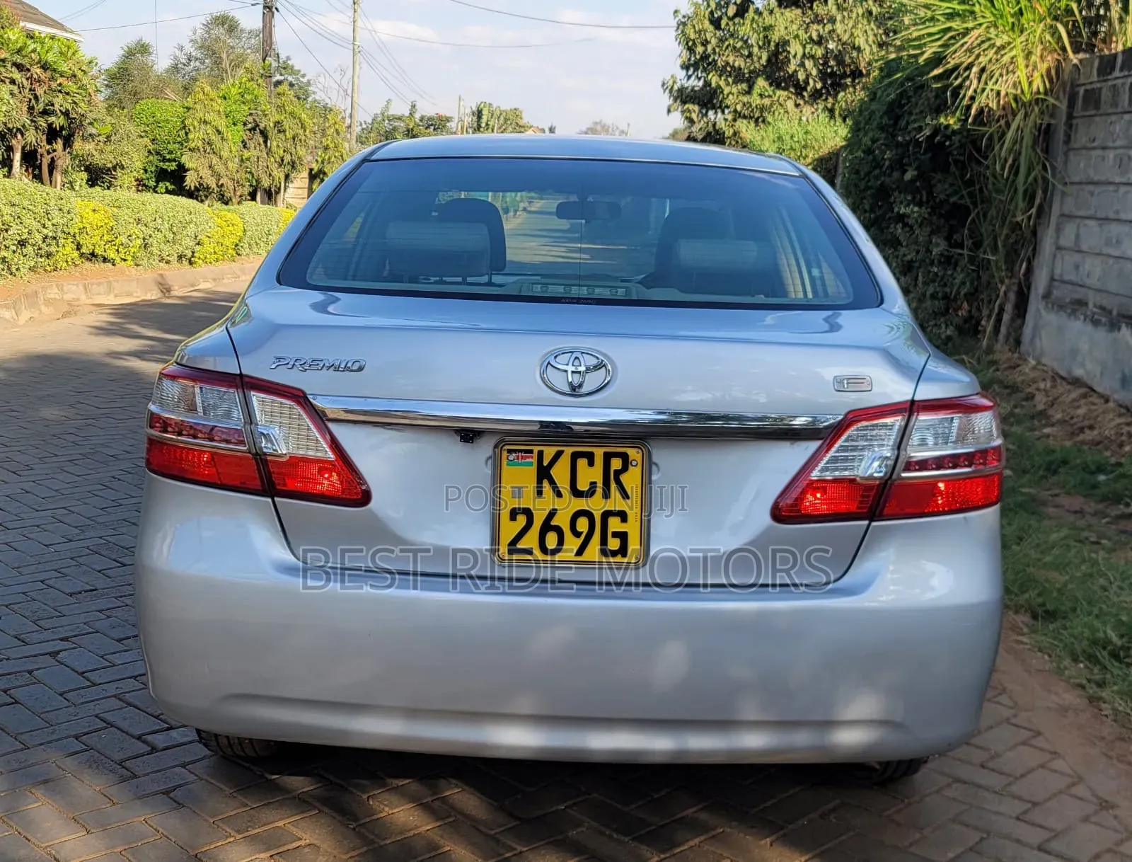 Toyota Premio 1.5 FWD 2012 Silver