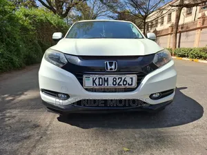 Honda Vezel 2016 White