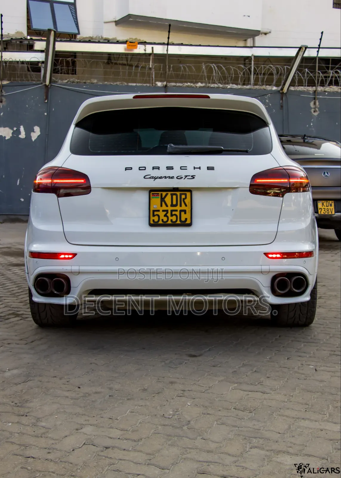 Porsche Cayenne 2017 White