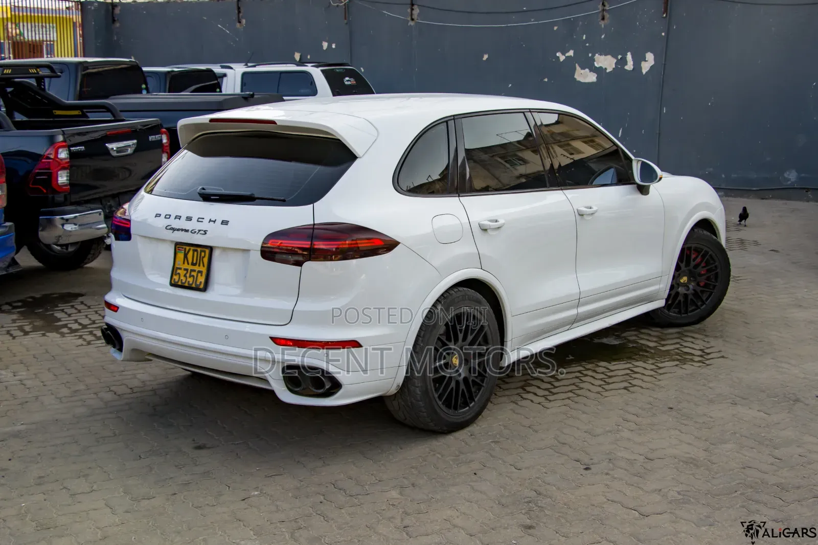 Porsche Cayenne 2017 White