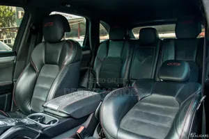 Porsche Cayenne 2017 White