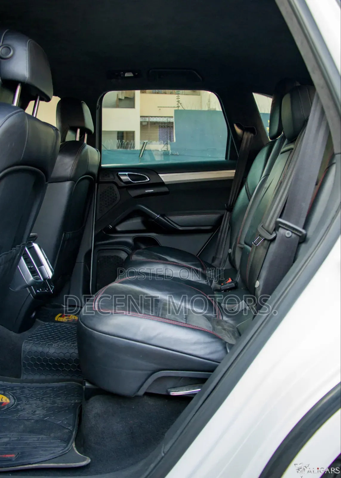 Porsche Cayenne 2017 White