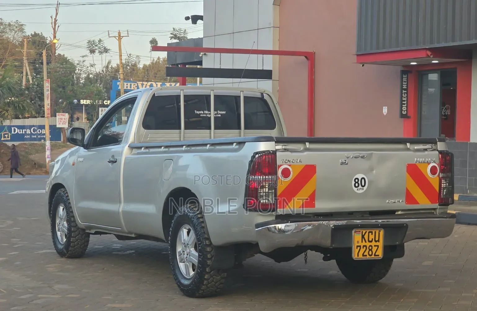 Toyota Hilux 2012 Silver