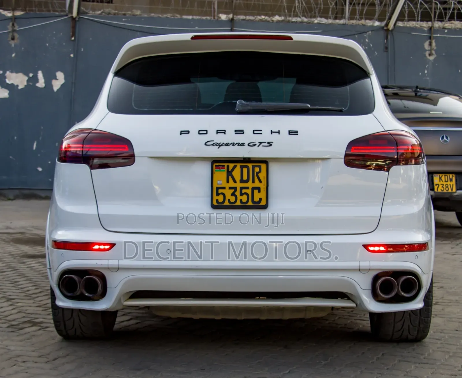 Porsche Cayenne 2017 White