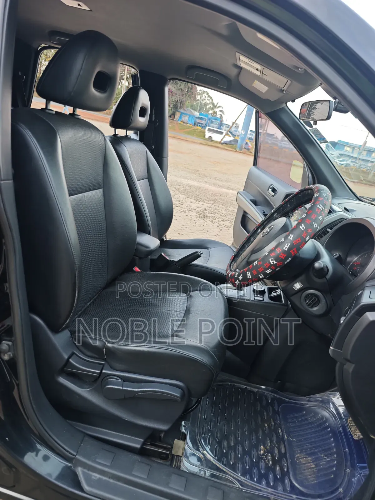 Nissan X-Trail 2010 Black
