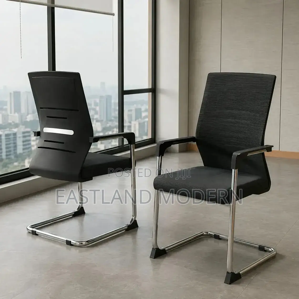 Black Visitor Office Chair – Chrome Frame