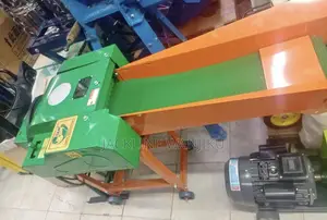 Quality Chaff Cutter With Conveyer Belt