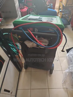 Built-in Vacuum Pump for Deep System Cleaning Automatic AC Machine