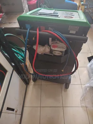 Built-in Vacuum Pump for Deep System Cleaning Automatic AC Machine