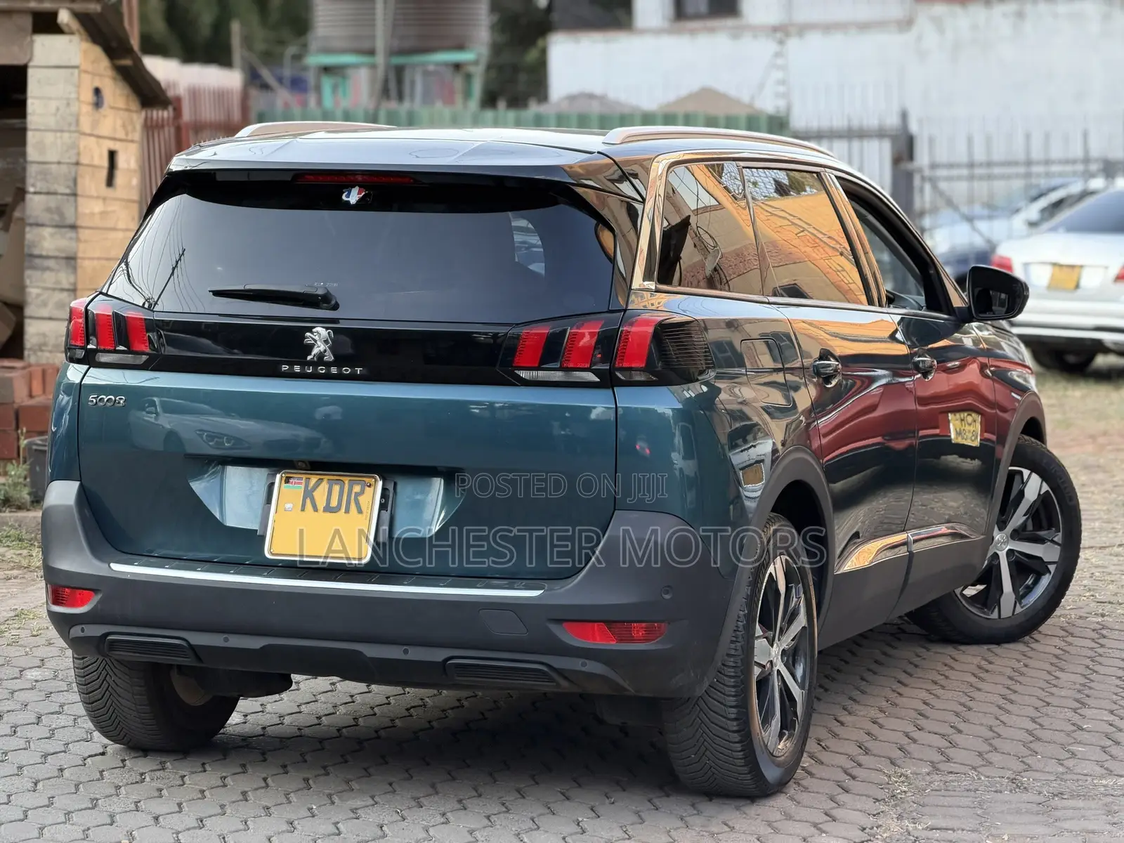 Peugeot 5008 2017 Blue