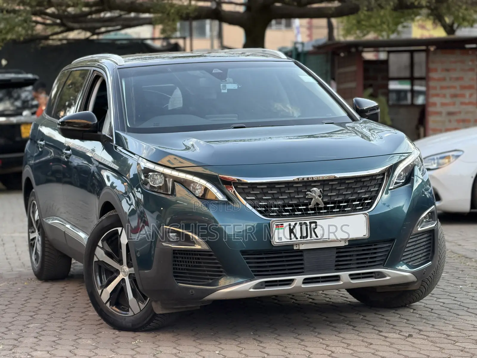 Peugeot 5008 2017 Blue