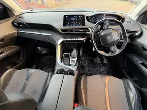 Peugeot 5008 2017 Blue