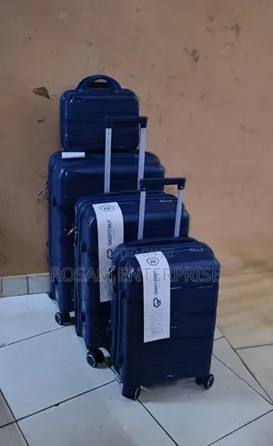 4 in 1 Luxurious Unbreakable Suitcase